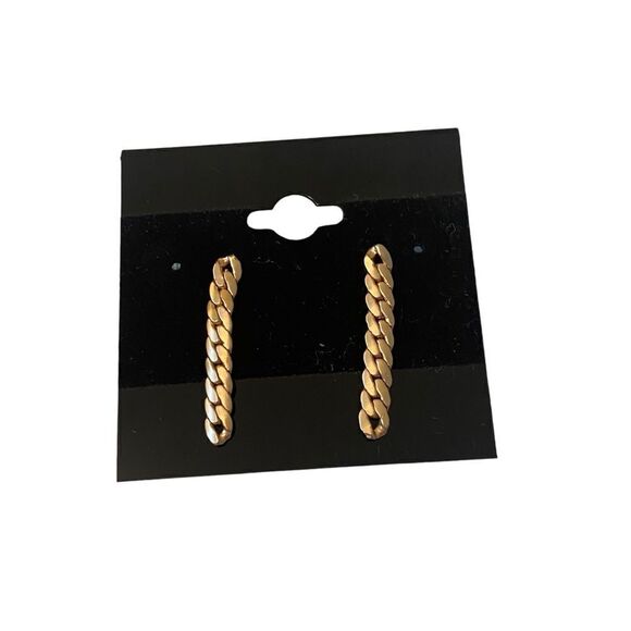 Matte Goldtone Linear Chainlink Drop Earrings. - Picture 1 of 5